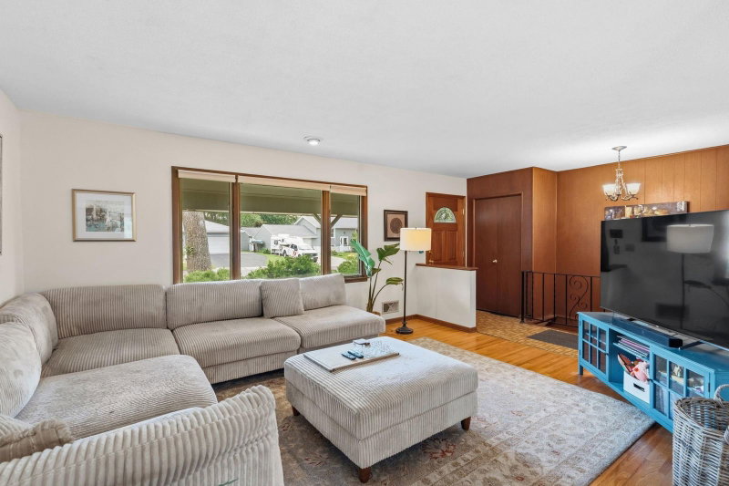 2245 Beam Avenue - Photo 17
