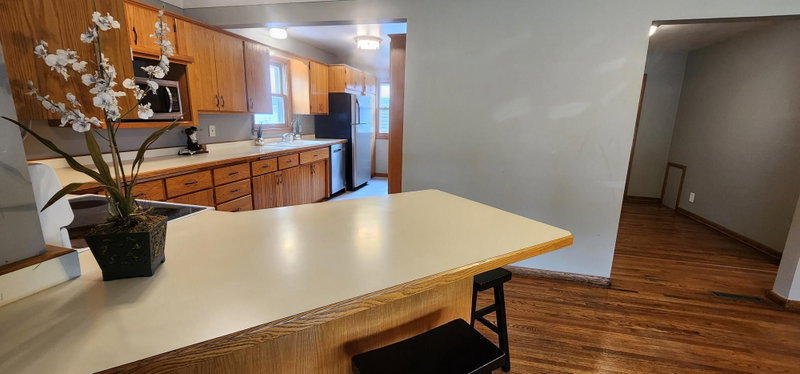 2842 Lexington Avenue S - Photo 5