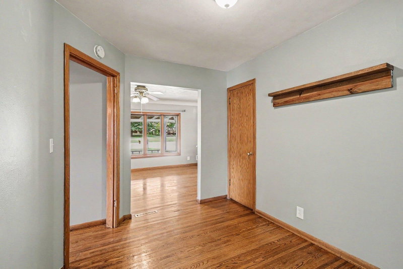 2842 Lexington Avenue S - Photo 8