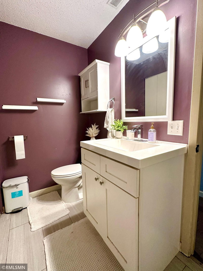 5011 Vera Cruz Avenue N - Photo 22