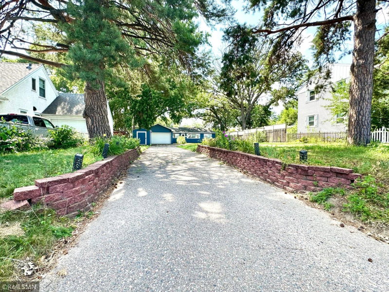 5011 Vera Cruz Avenue N - Photo 24