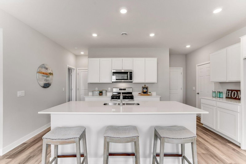 937 Stone Creek Drive - Photo 3