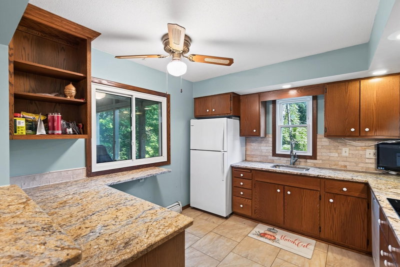 10704 Prescott Court - Photo 18