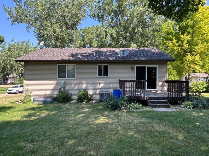 2110 Darling Avenue E - Photo 31