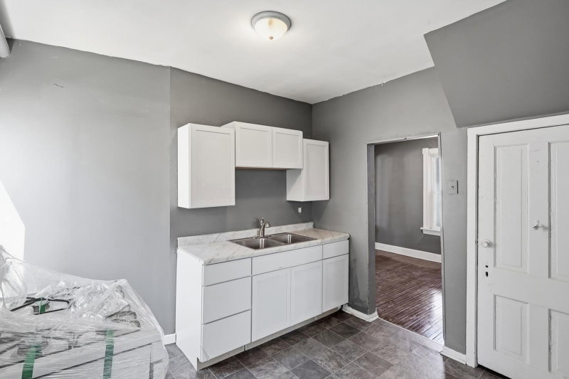 324 Van Buren Avenue - Photo 12