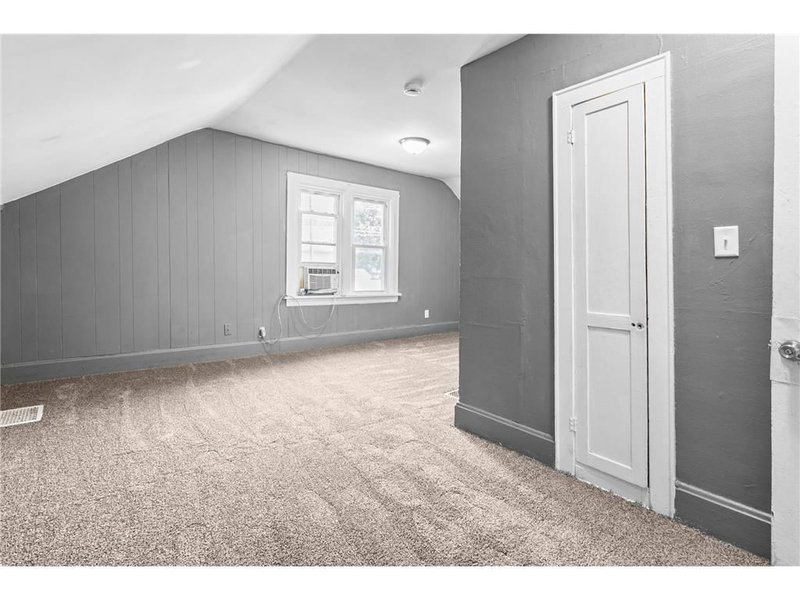 324 Van Buren Avenue - Photo 15