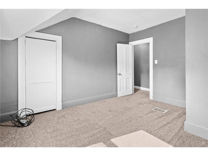 324 Van Buren Avenue - Photo 18