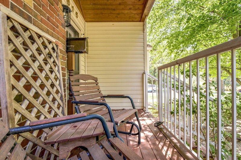 615 12th Avenue NW - Photo 2