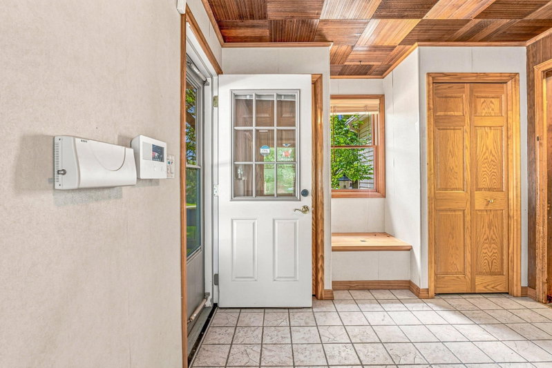615 12th Avenue NW - Photo 19