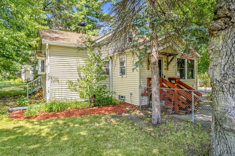 615 12th Avenue NW - Photo 34