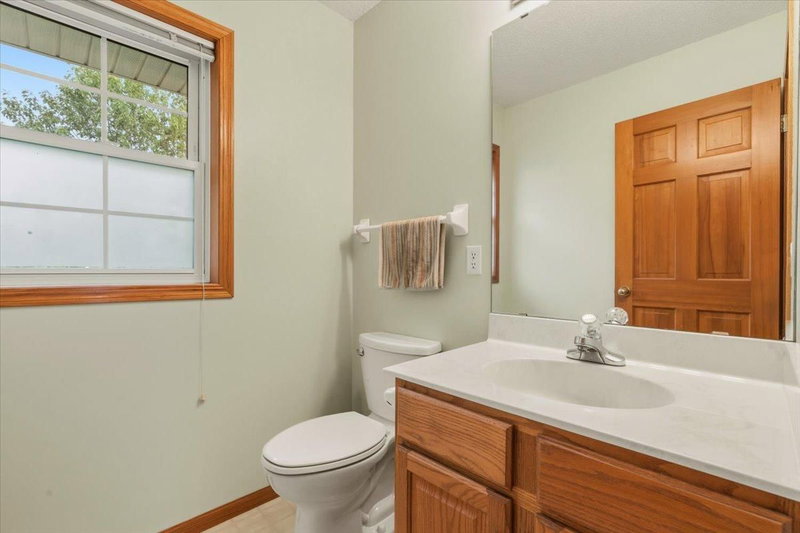 931 Sterling Street S - Photo 21