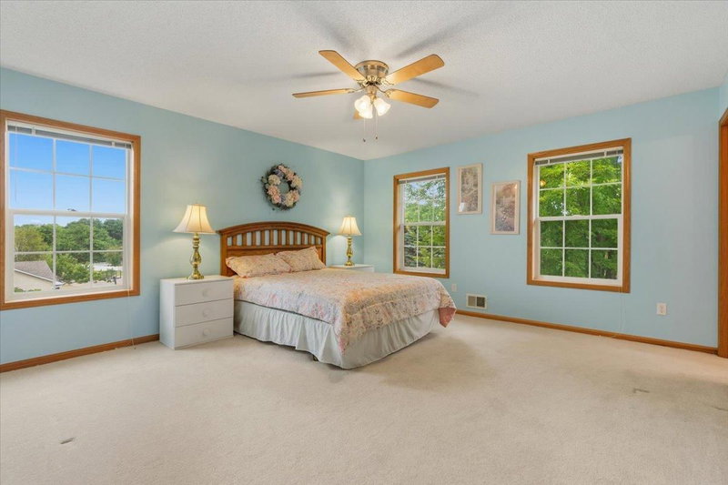 931 Sterling Street S - Photo 22