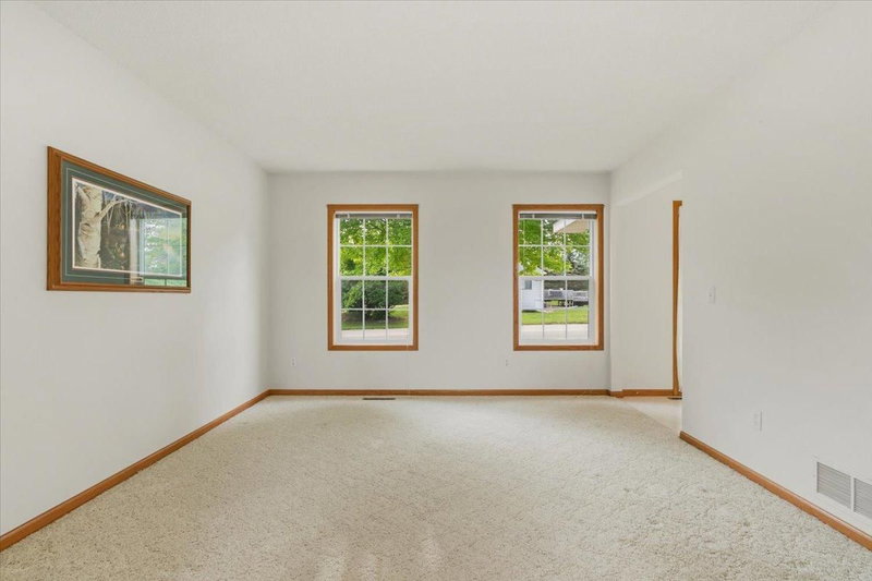 931 Sterling Street S - Photo 32