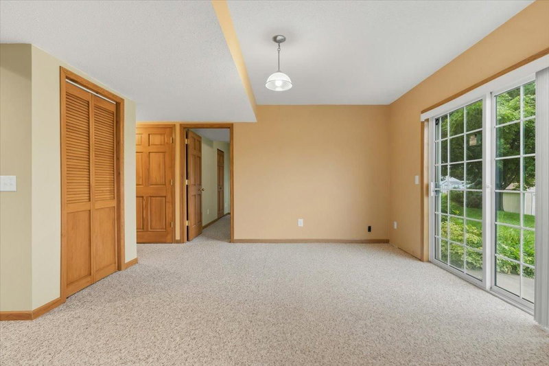 931 Sterling Street S - Photo 42