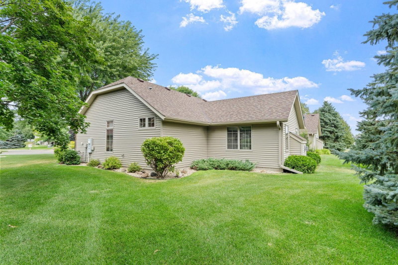 3700 Ladyslipper Lane N - Photo 39