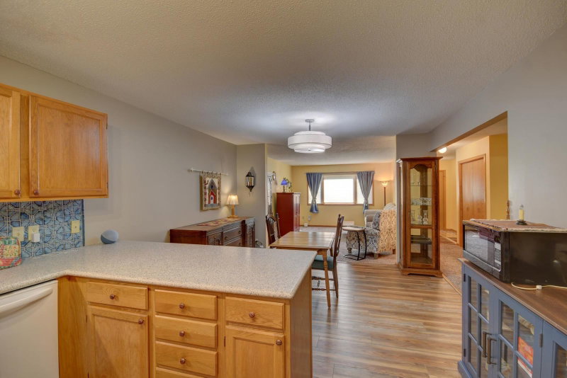 1539 Pheasantwood Trail - Photo 6