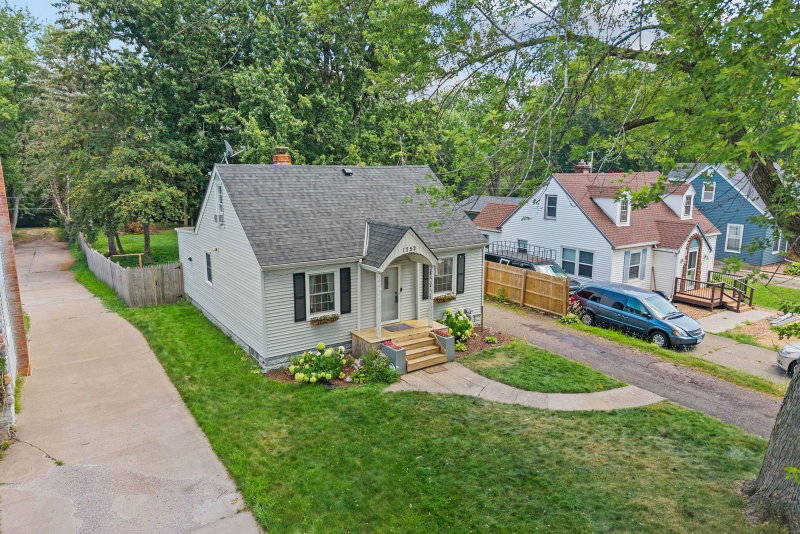 1752 Flandrau Street - Photo 2