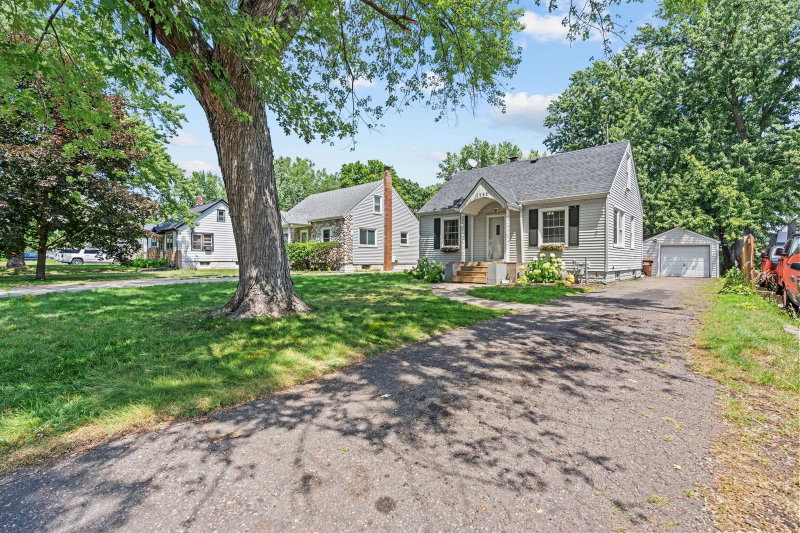 1752 Flandrau Street - Photo 3