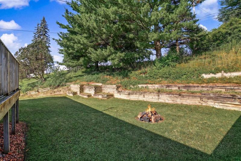 606 Grospoint Lane N - Photo 30