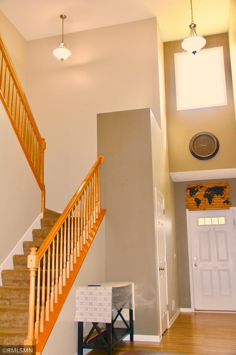 333 Naegele Avenue - Photo 3