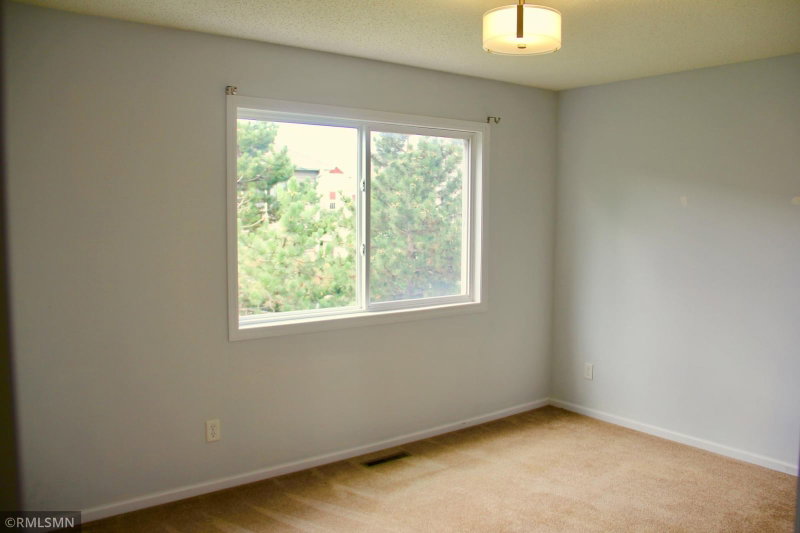 333 Naegele Avenue - Photo 24