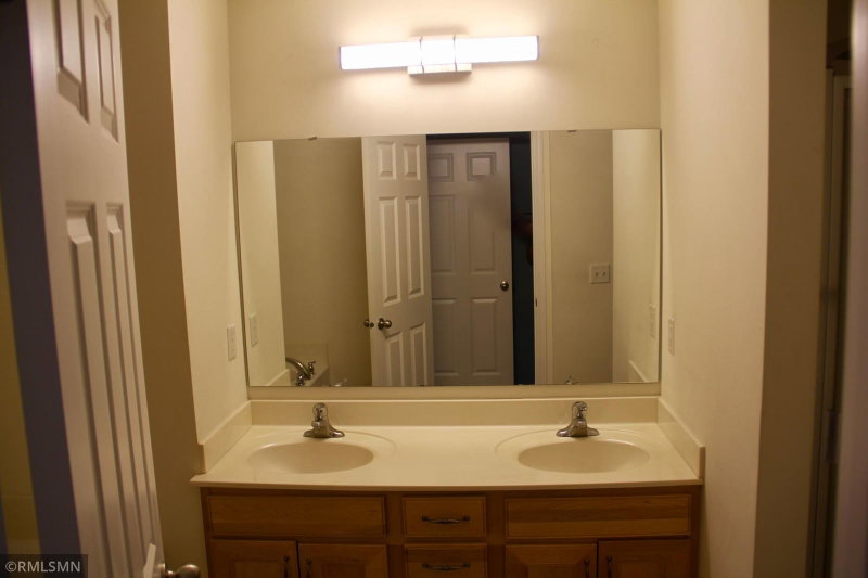 333 Naegele Avenue - Photo 28