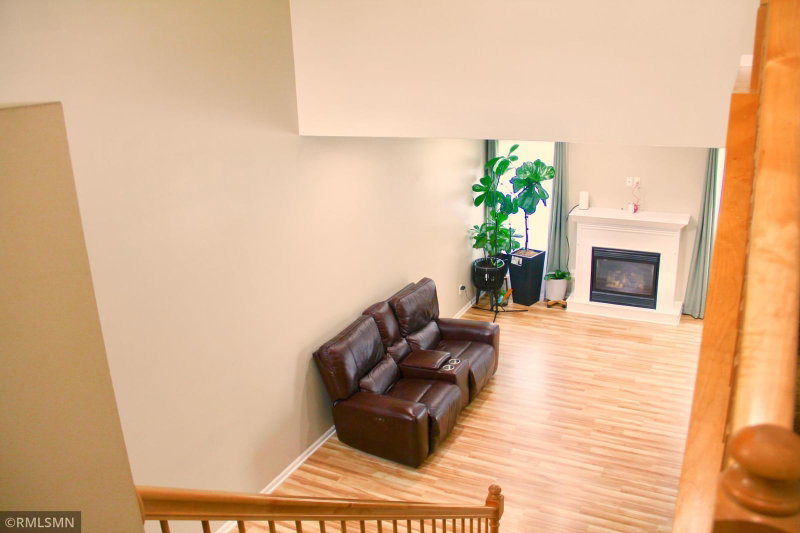 333 Naegele Avenue - Photo 4