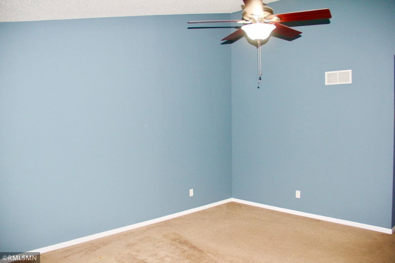 333 Naegele Avenue - Photo 33
