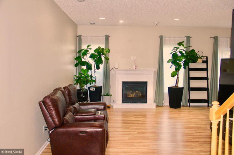 333 Naegele Avenue - Photo 6