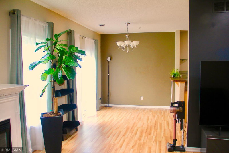333 Naegele Avenue - Photo 7