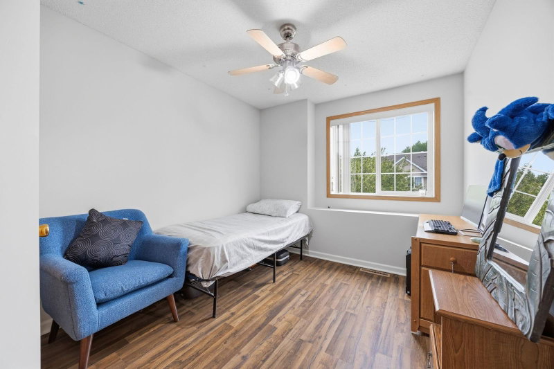 12343 Zealand Avenue N - Photo 14