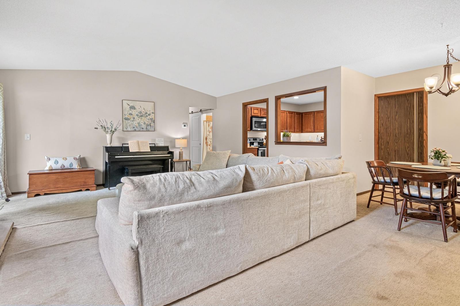 13401 Pepperwood Circle