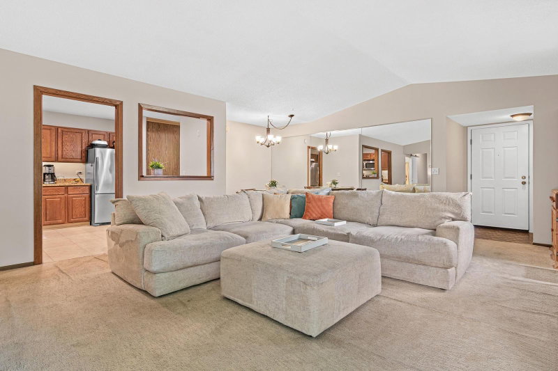 13401 Pepperwood Circle - Photo 5