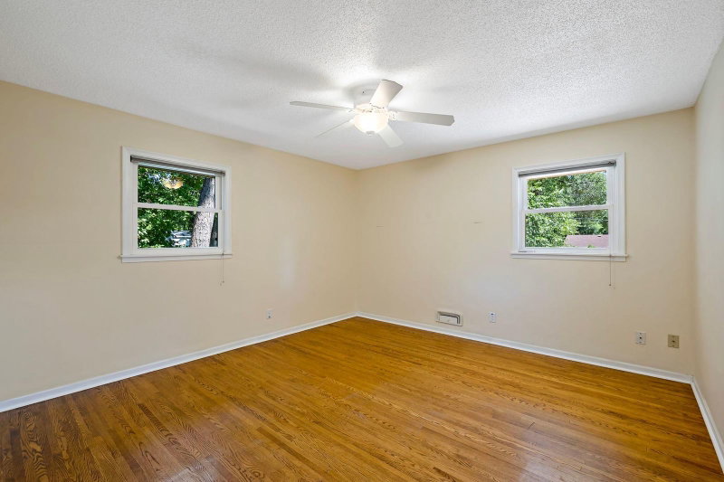 10743 Zenith Avenue S - Photo 13