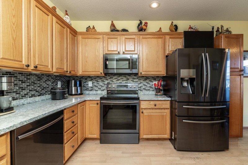 15053 Dutchman Way - Photo 11