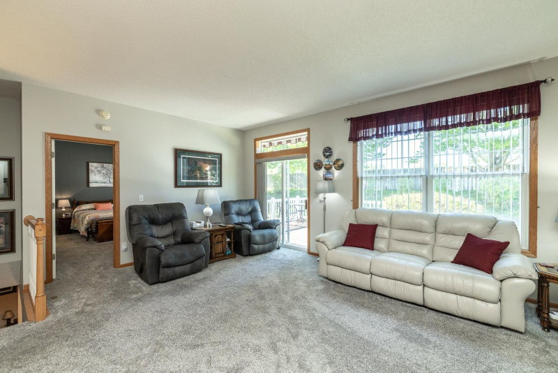 15053 Dutchman Way - Photo 20