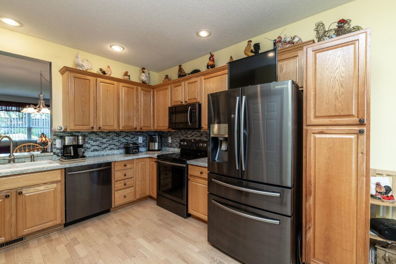 15053 Dutchman Way - Photo 8