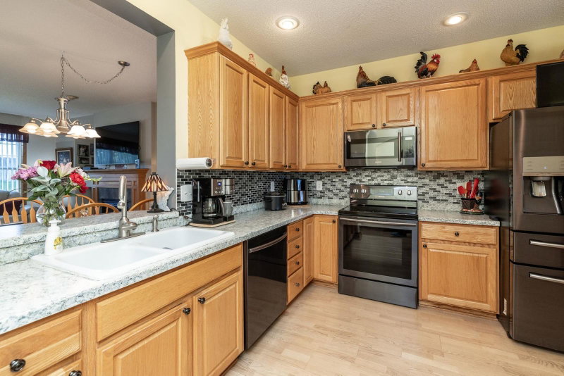 15053 Dutchman Way - Photo 10