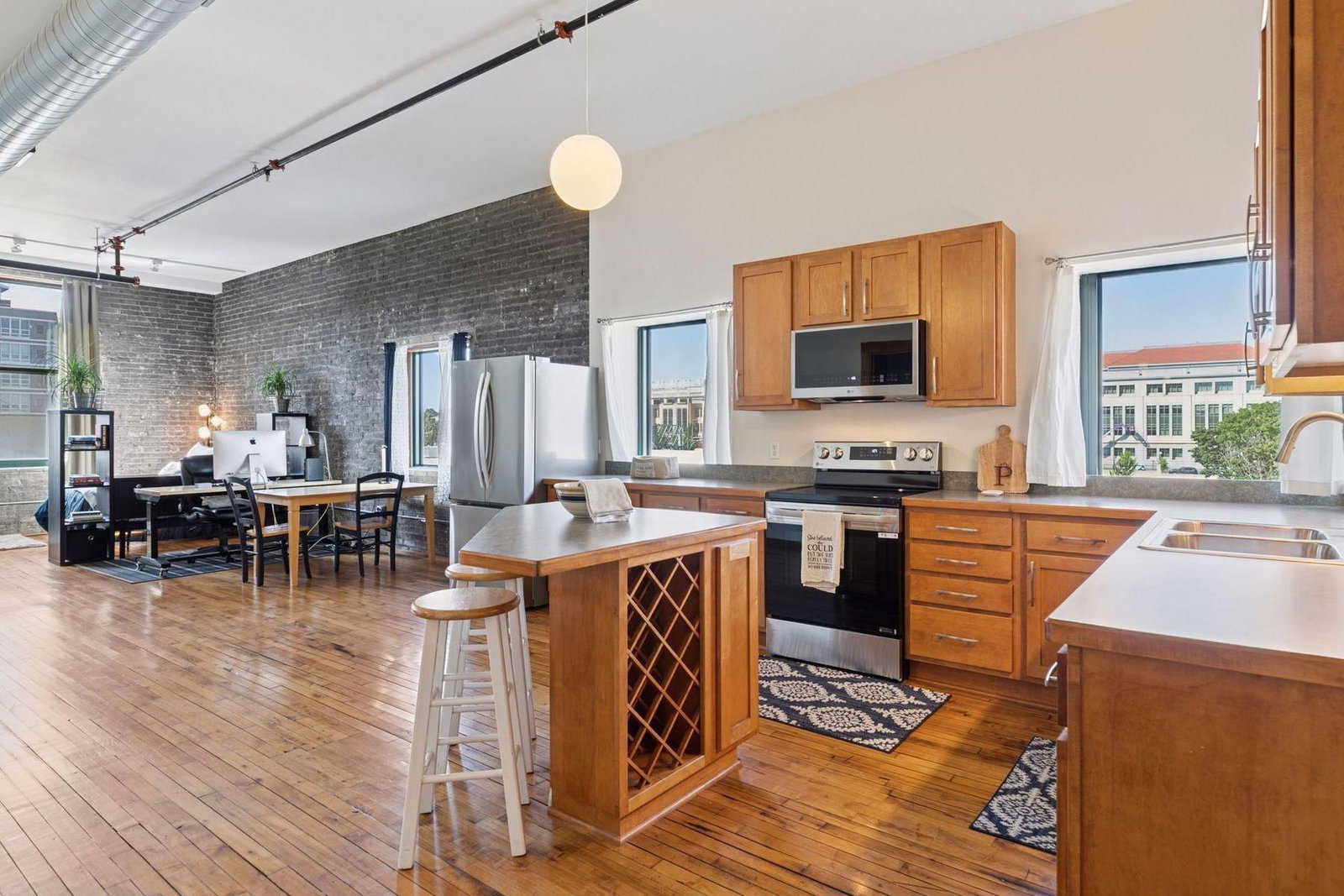 523 Jackson Street #302