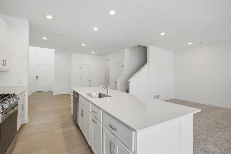 6137 205th Cove N - Photo 3