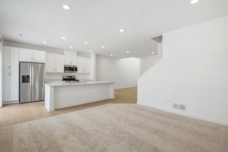 6137 205th Cove N - Photo 6