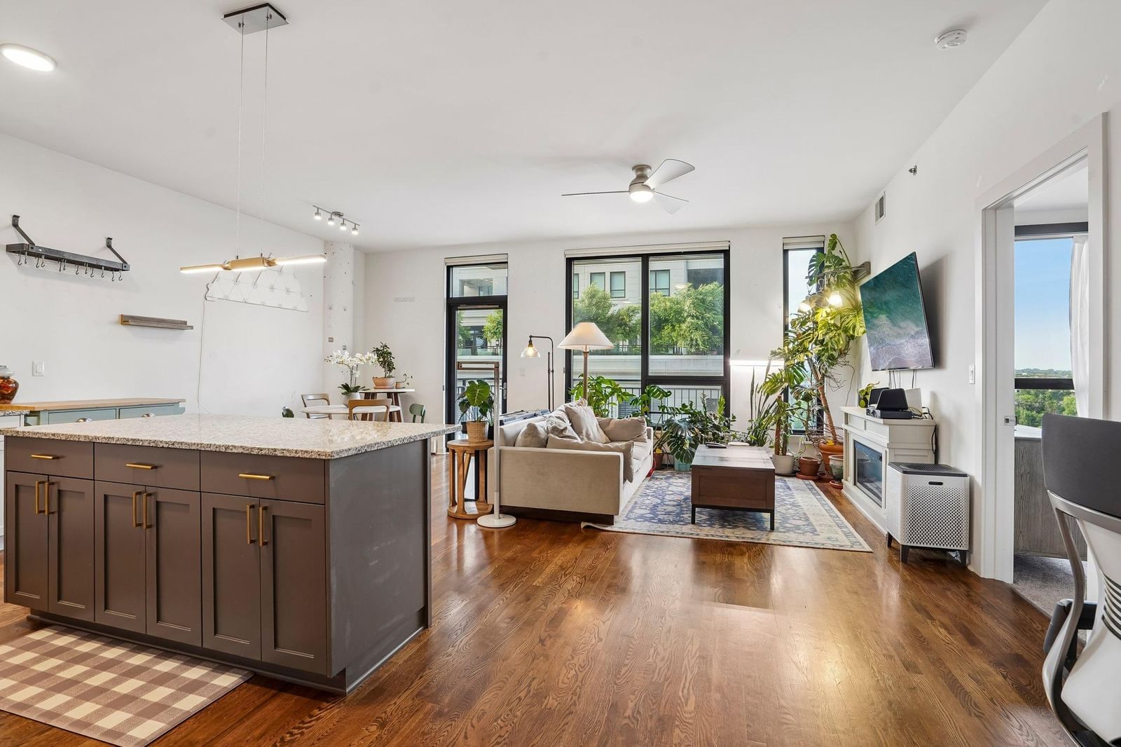 1240 S 2nd Street #622