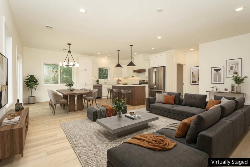 1011 Nokomis Street - Photo 3