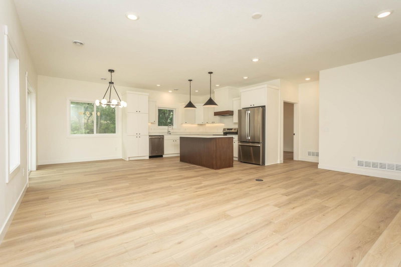 1011 Nokomis Street - Photo 4