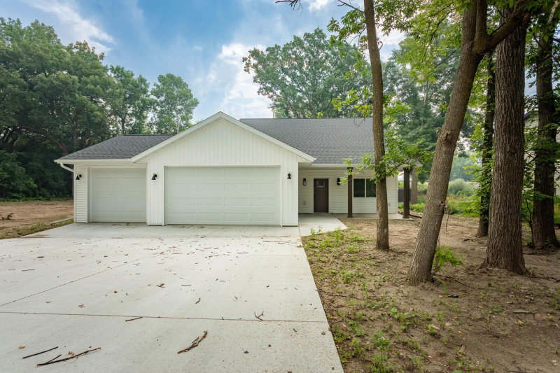 1011 Nokomis Street - Photo 33