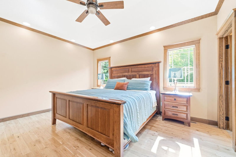 3123 Crestwood Drive NE - Photo 20