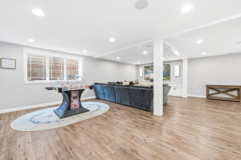 3123 Crestwood Drive NE - Photo 28