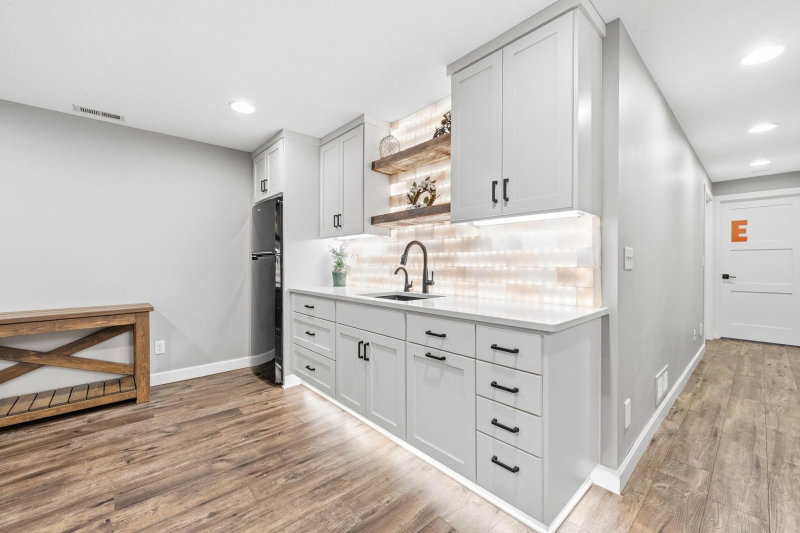 3123 Crestwood Drive NE - Photo 33