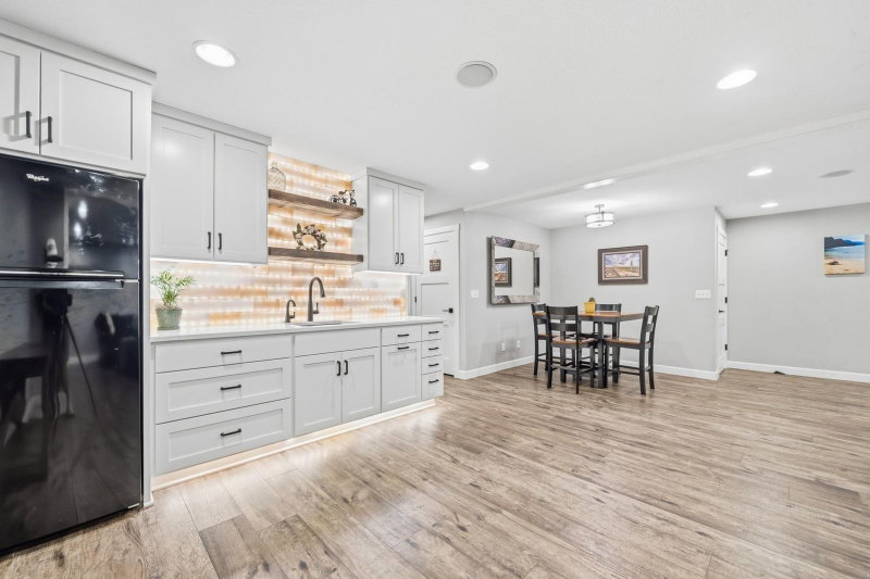 3123 Crestwood Drive NE - Photo 34