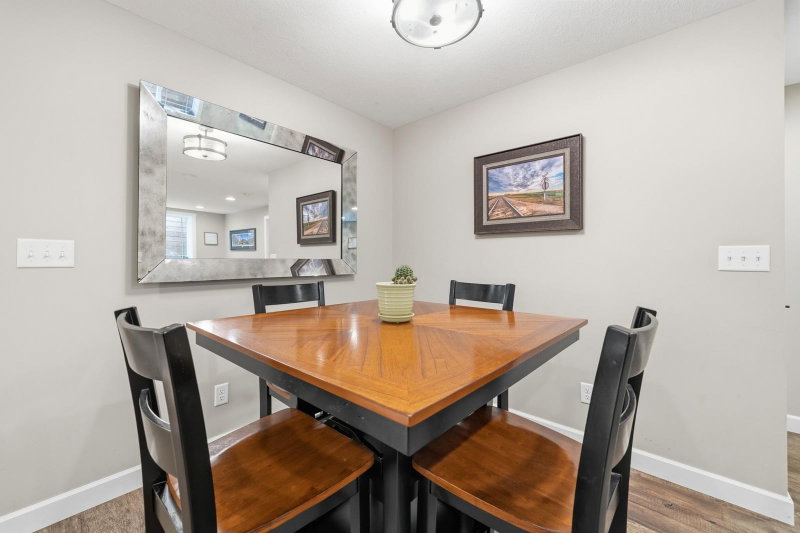 3123 Crestwood Drive NE - Photo 35